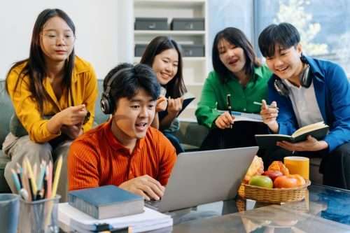 Home 3 asian college student reading a book study 2025 01 23 02 23 09 utc